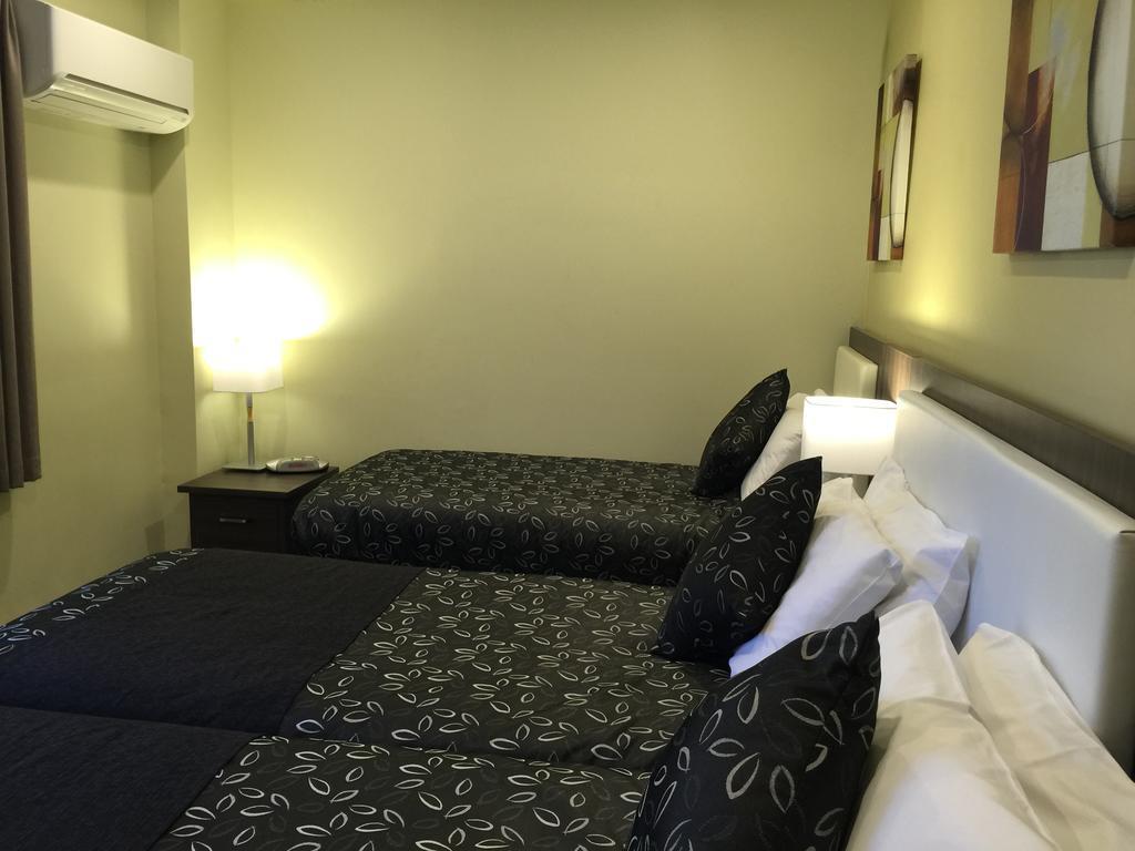 מלבורן Park Squire Motor Inn & Serviced Apartments מראה חיצוני תמונה