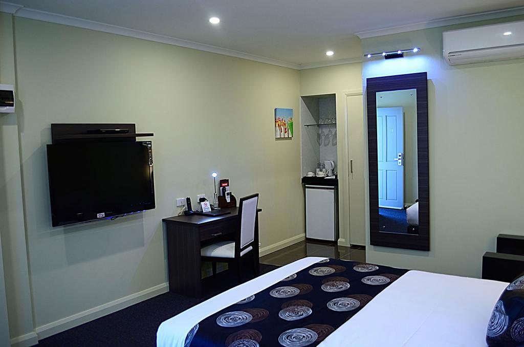 מלבורן Park Squire Motor Inn & Serviced Apartments מראה חיצוני תמונה