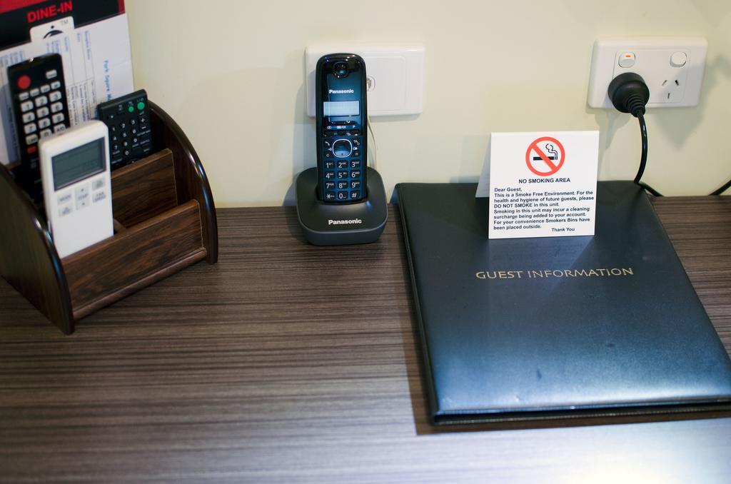 מלבורן Park Squire Motor Inn & Serviced Apartments מראה חיצוני תמונה