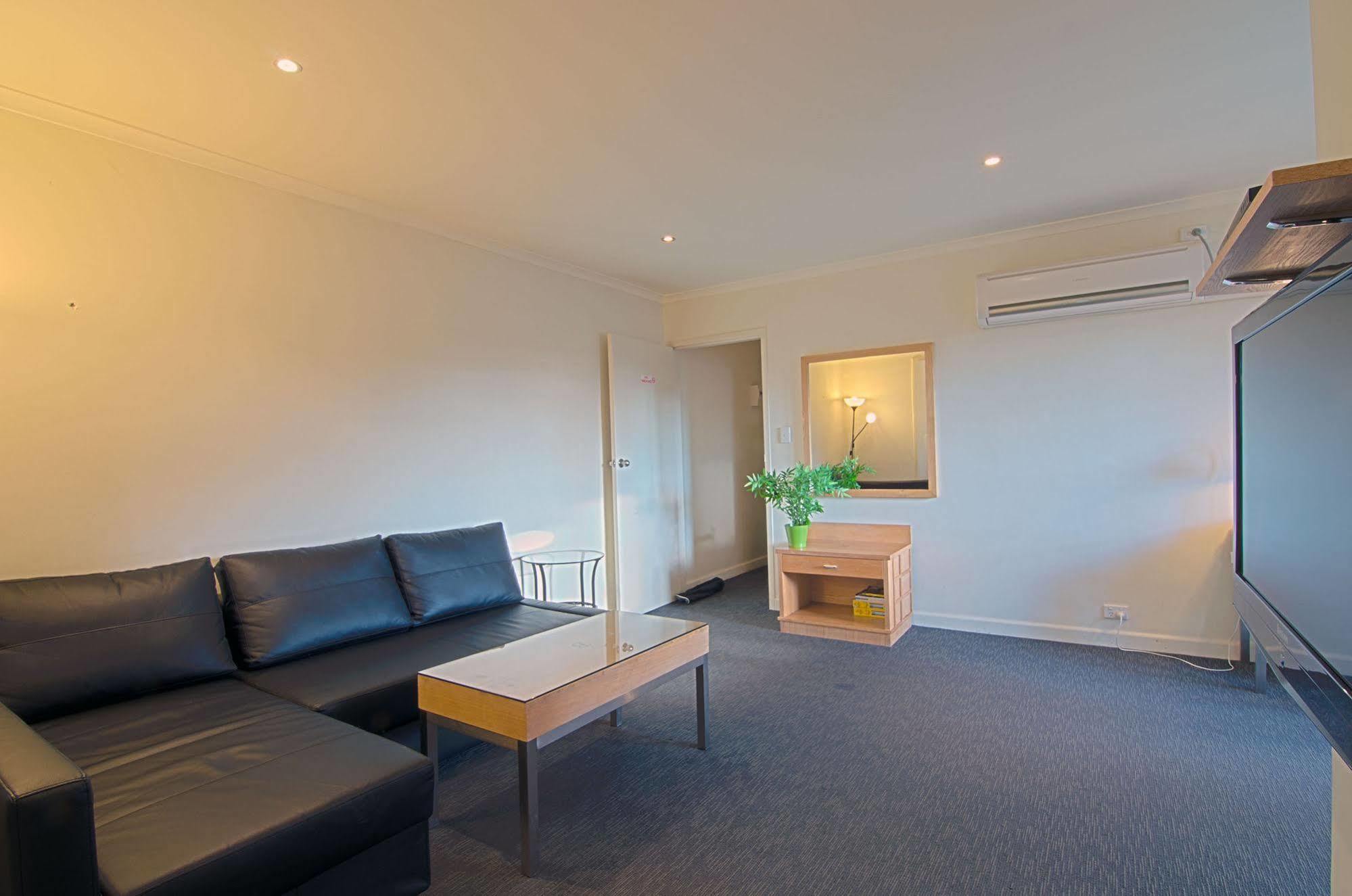 מלבורן Park Squire Motor Inn & Serviced Apartments מראה חיצוני תמונה