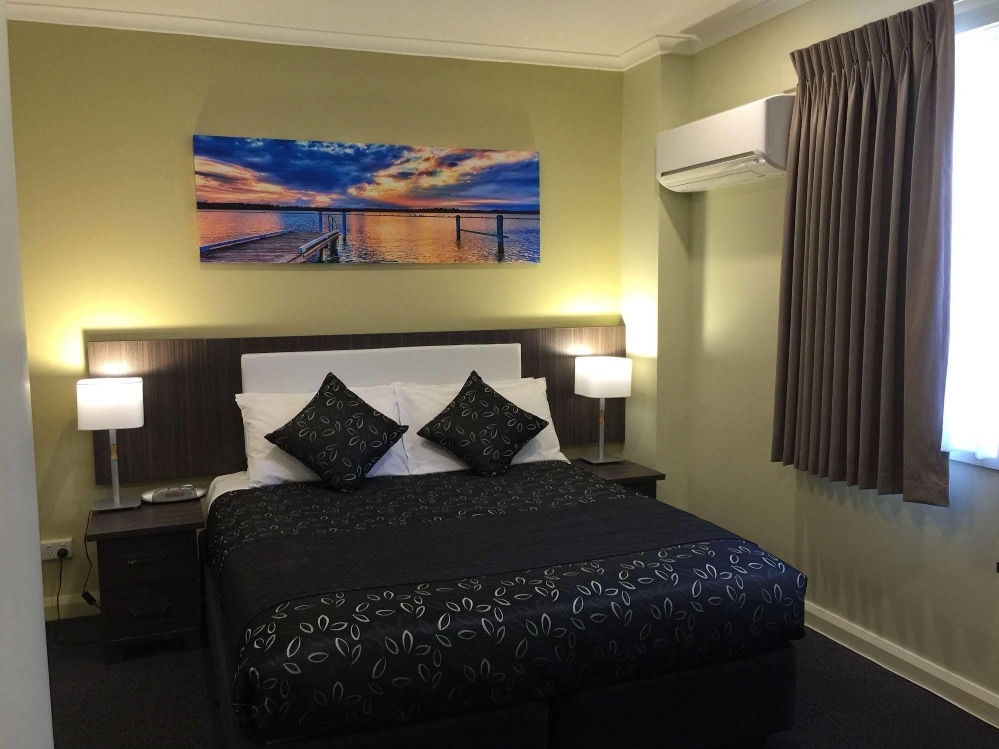 מלבורן Park Squire Motor Inn & Serviced Apartments מראה חיצוני תמונה