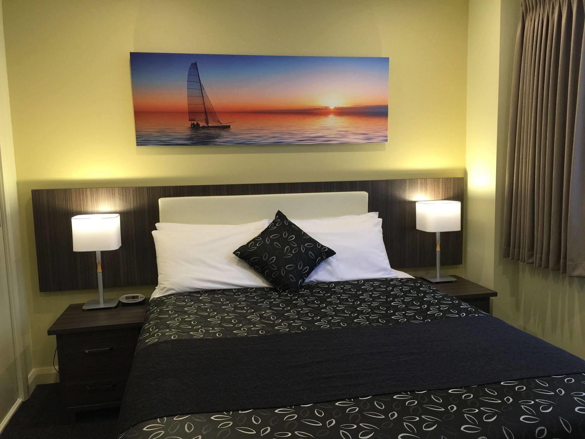 מלבורן Park Squire Motor Inn & Serviced Apartments מראה חיצוני תמונה