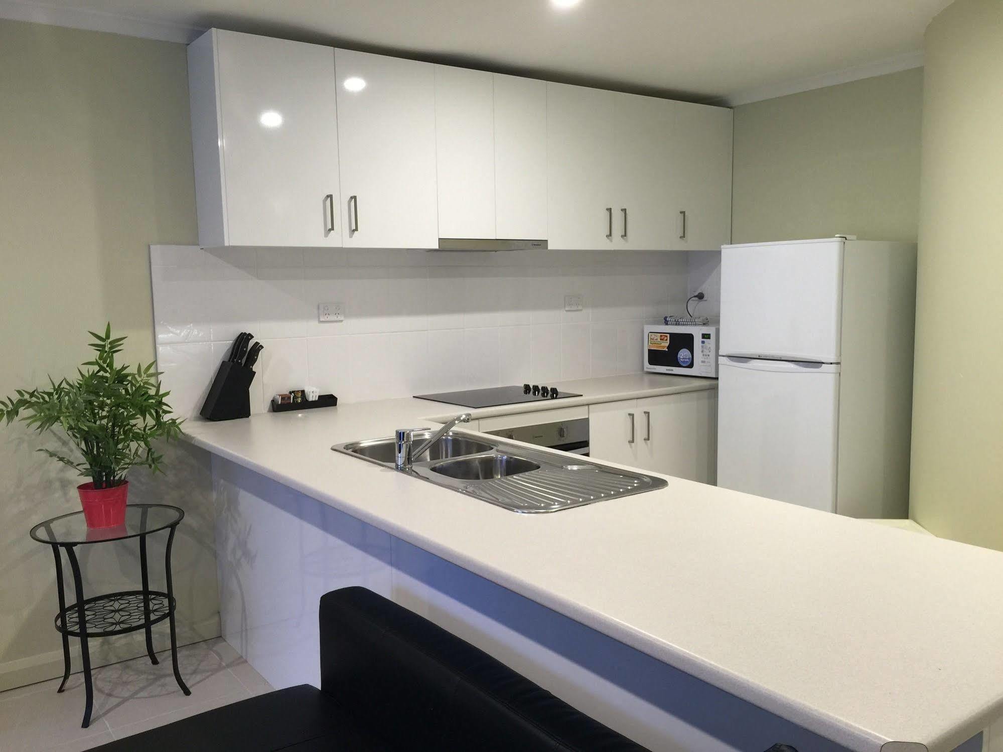 מלבורן Park Squire Motor Inn & Serviced Apartments מראה חיצוני תמונה